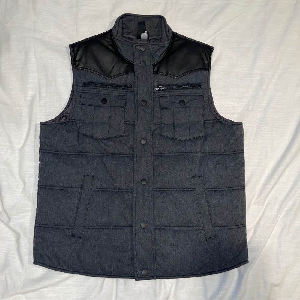 Bar lll gray and black vest